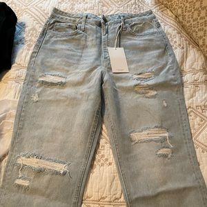 NWT, size 28, Flying Monkey, mom jeans, loose fit
